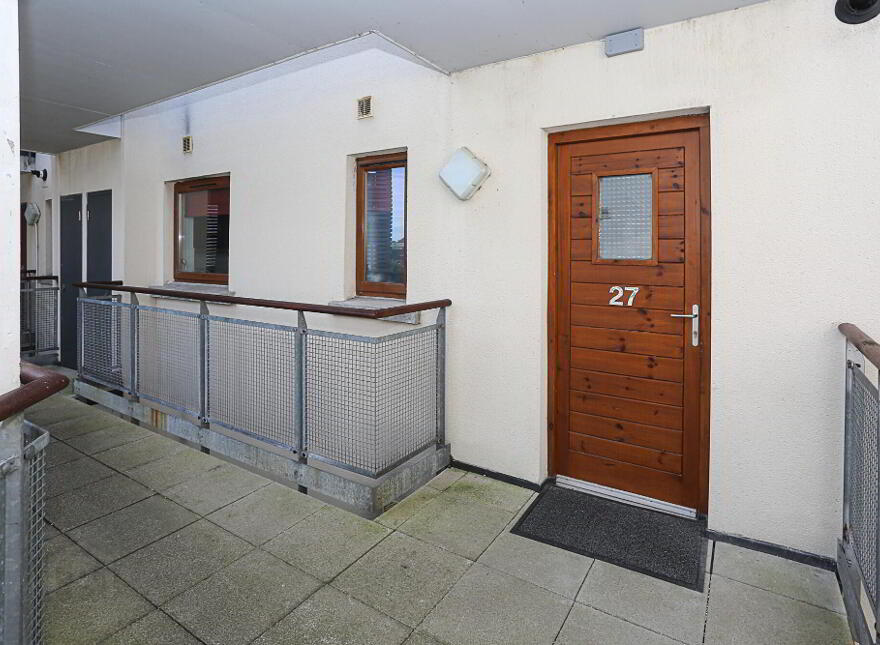 27 Shaftesbury Drive, Bangor, BT20 3GF