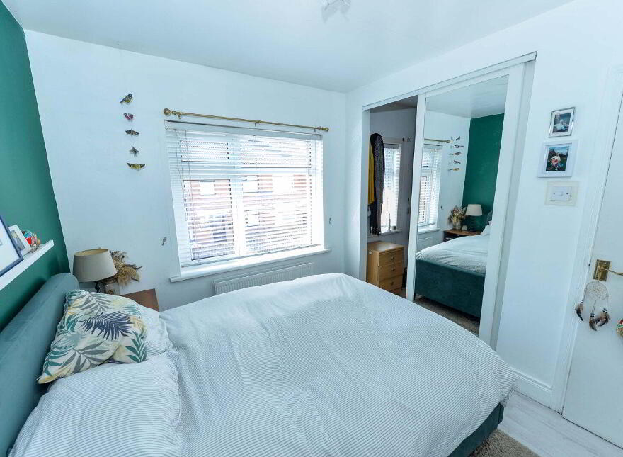 7 Harland Park, Belfast, BT4 1HZ