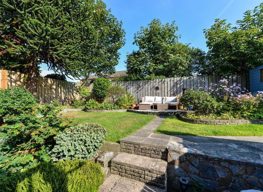 7 Harland Park, Belfast, BT4 1HZ
