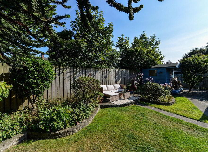 7 Harland Park, Belfast, BT4 1HZ