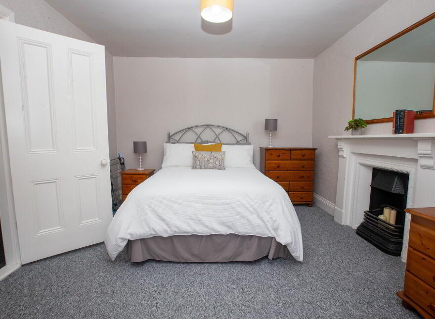 22 Kilkeel Road, Annalong, BT34 4TH