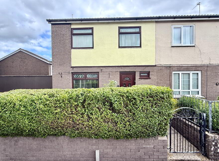 12 Rosemount Gardens, Derry, BT48 0HW