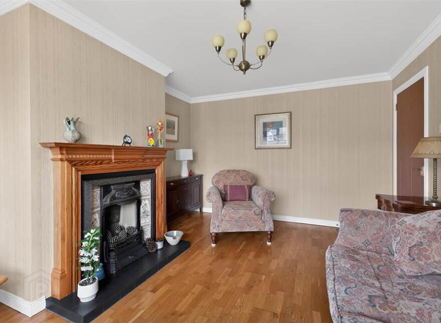 6 Knockdarragh Park, Lisburn, BT28 2XZ