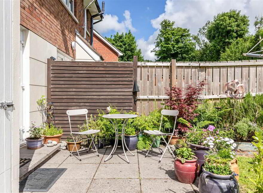 6 Knockdarragh Park, Lisburn, BT28 2XZ