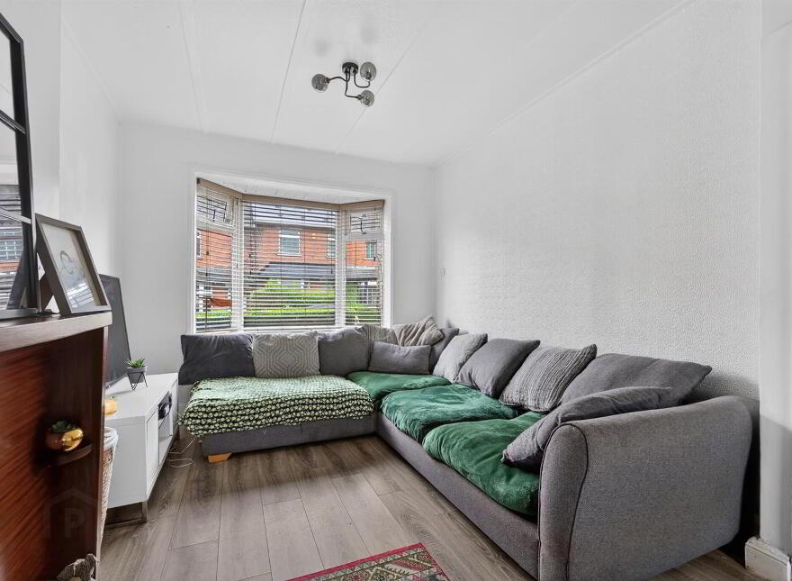 14 Weston Drive, Belfast, BT9 7JF