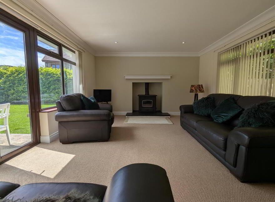 6 Marguerite Drive, Newcastle, BT33 0SN