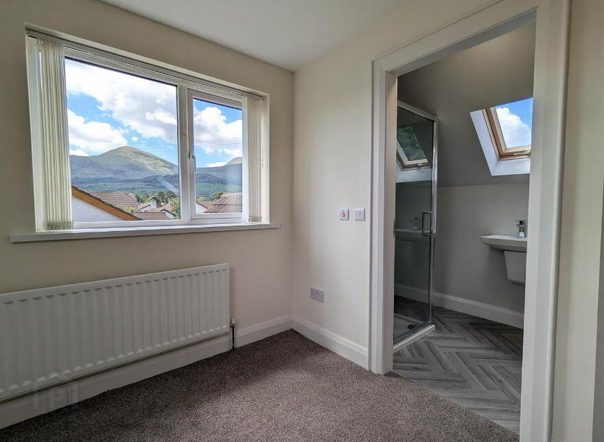 6 Marguerite Drive, Newcastle, BT33 0SN