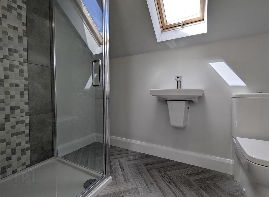 6 Marguerite Drive, Newcastle, BT33 0SN