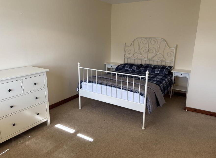 27 Church Green, Dromore, BT25 1LL