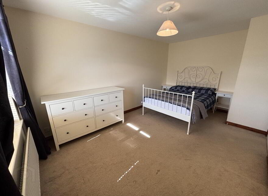 27 Church Green, Dromore, BT25 1LL