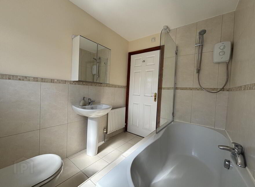 27 Church Green, Dromore, BT25 1LL