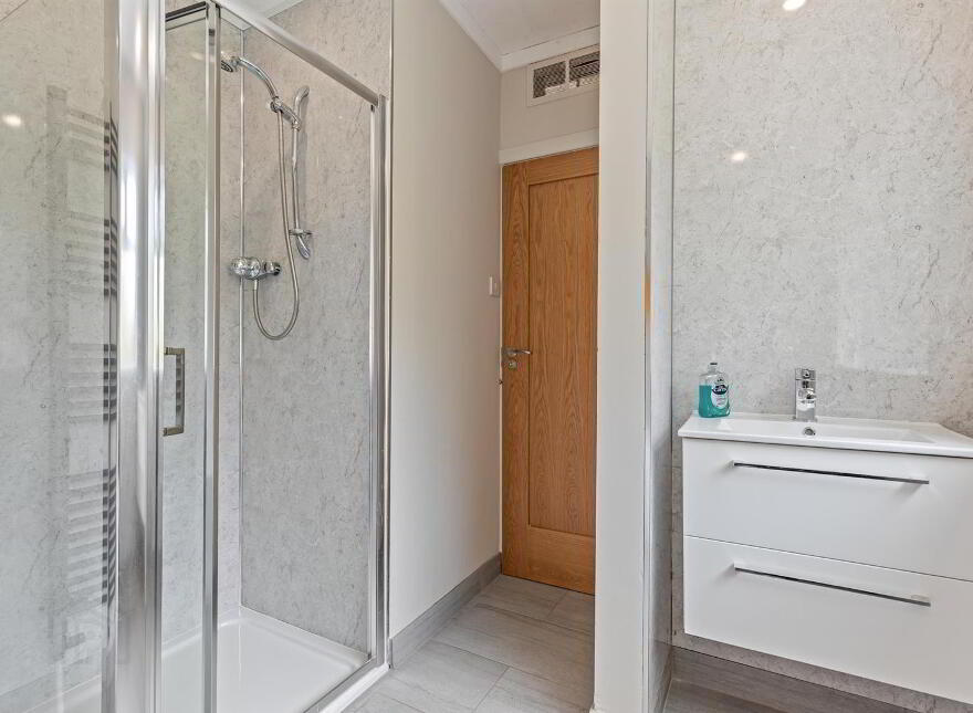 71 Crawfordsburn Road, Newtownards, BT23 4UH