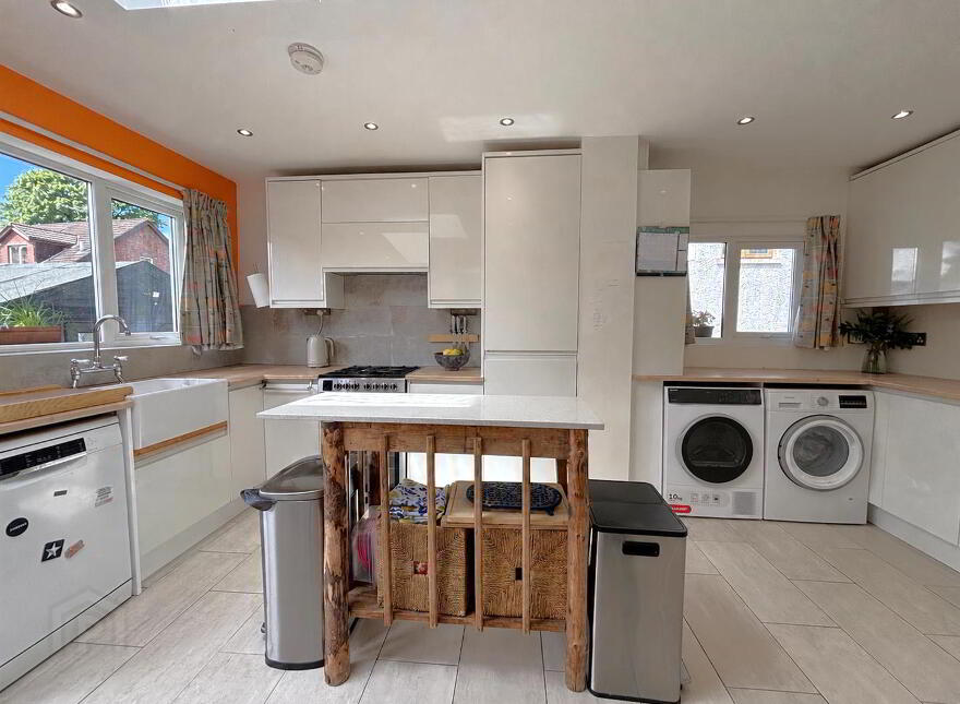 42 Salisbury Avenue, Belfast, BT15 5DZ