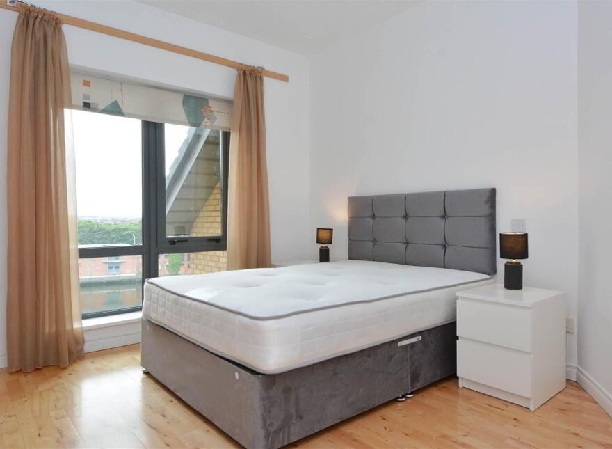 43 St George's Harbour, Belfast, BT1 3SG