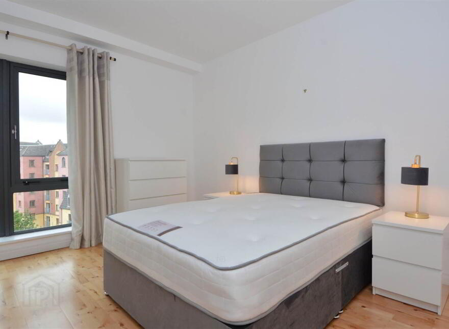 43 St George's Harbour, Belfast, BT1 3SG