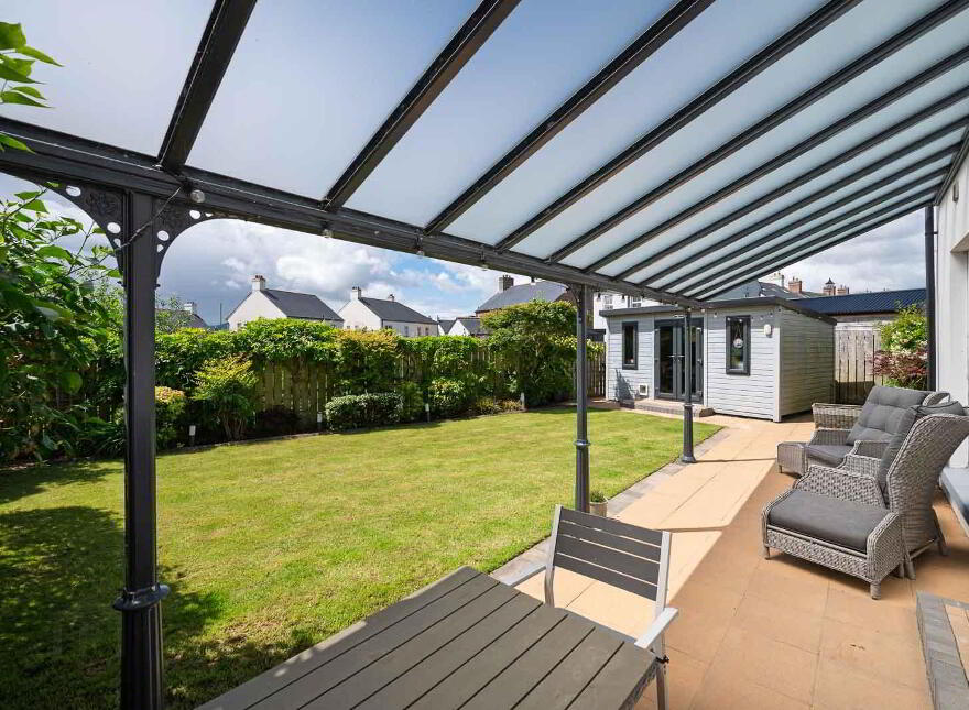 114 Hartley Hall Green, Greenisland, Carrickfergus, BT38 8FU