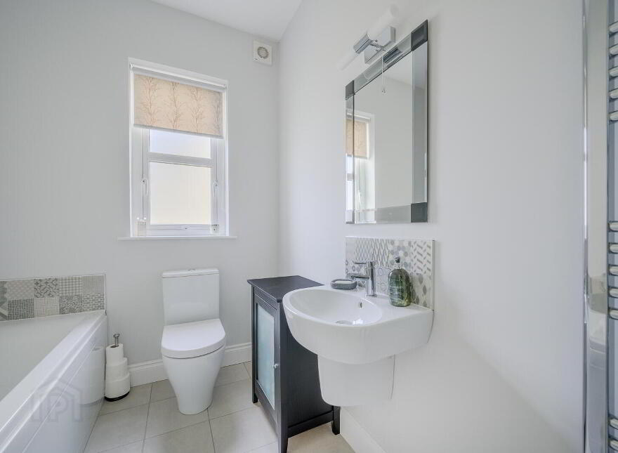 114 Hartley Hall Green, Greenisland, Carrickfergus, BT38 8FU