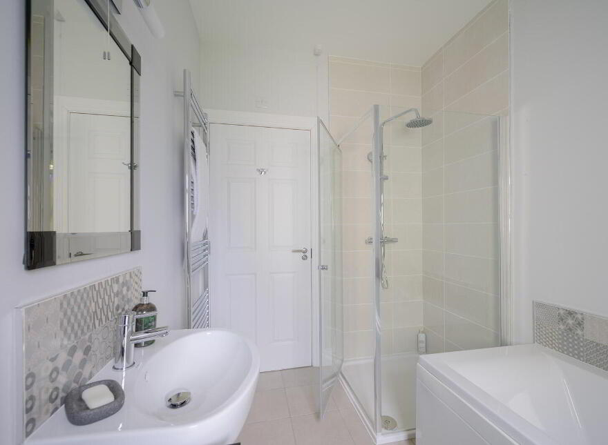 114 Hartley Hall Green, Greenisland, Carrickfergus, BT38 8FU