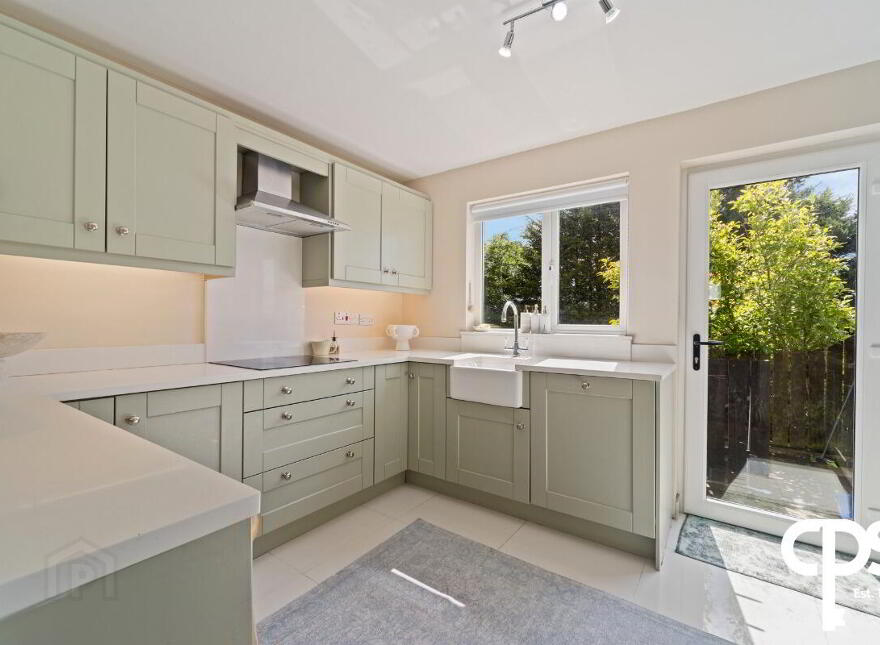 14 Meadowvale Avenue, Carryduff, Belfast, BT8 8QY