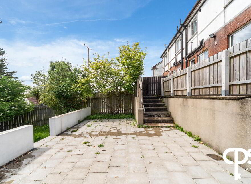 14 Meadowvale Avenue, Carryduff, Belfast, BT8 8QY