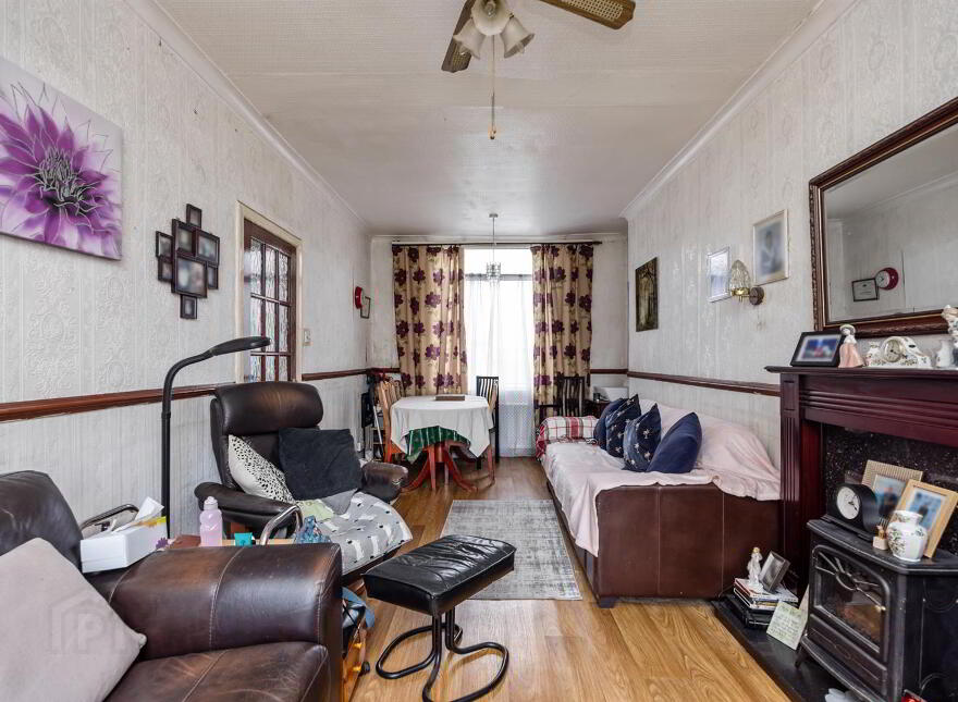 25 Devon Parade, Belfast, BT4 1LT
