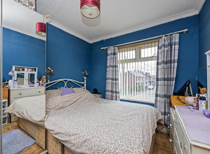25 Devon Parade, Belfast, BT4 1LT