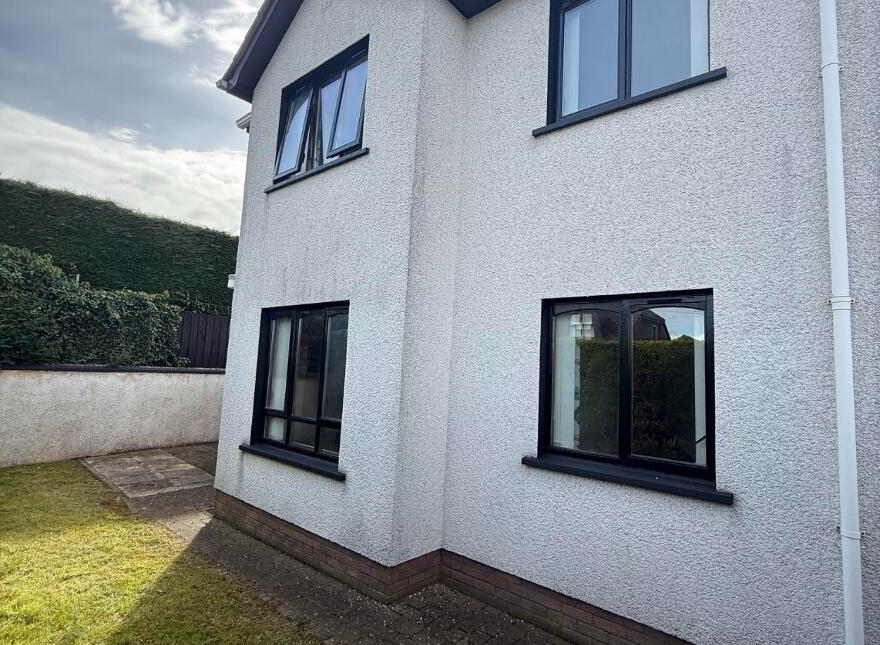 2 Churchfield Close, Portglenone, Ballymena, BT44 8BG