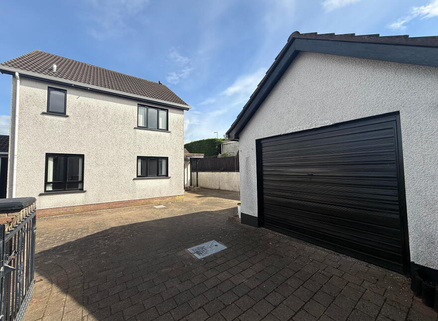 2 Churchfield Close, Portglenone, Ballymena, BT44 8BG
