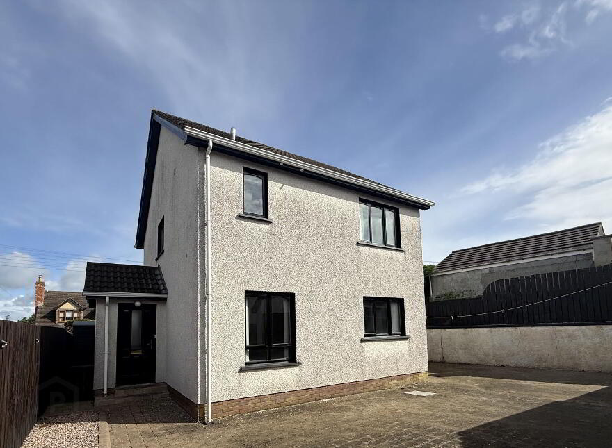 2 Churchfield Close, Portglenone, Ballymena, BT44 8BG
