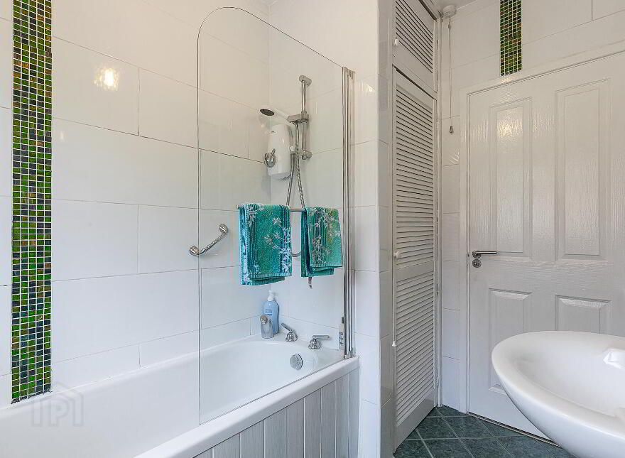 1 Tynedale Park, Pond Park Road, Lisburn, BT28 3JU
