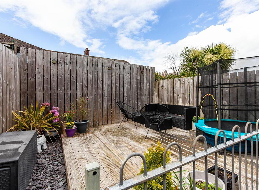 92 The Glade, Newtownabbey, BT36 5NW