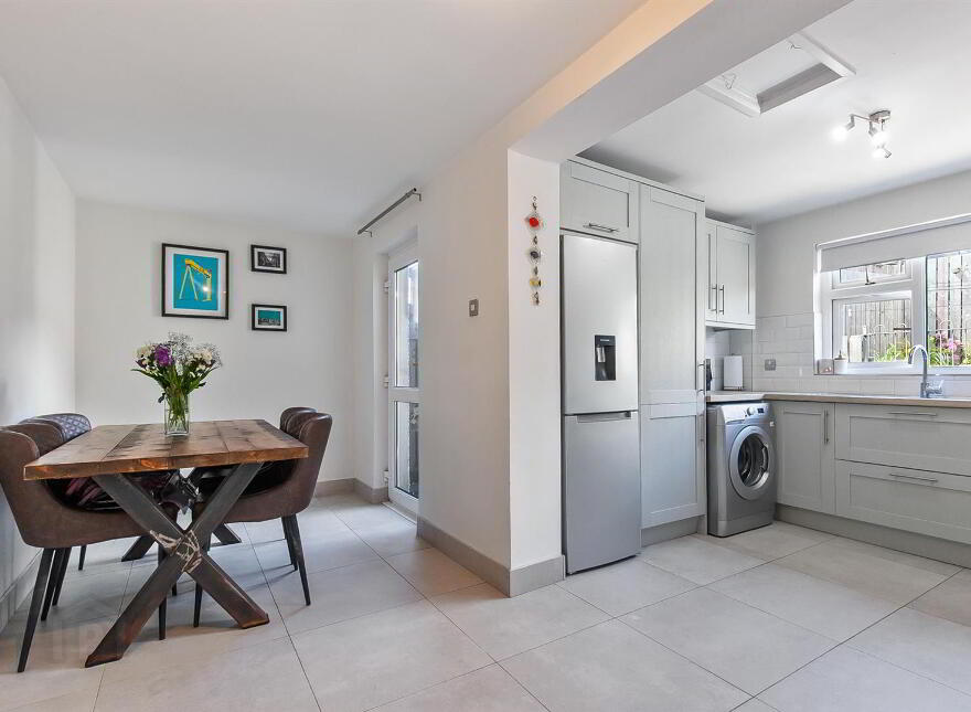 92 The Glade, Newtownabbey, BT36 5NW