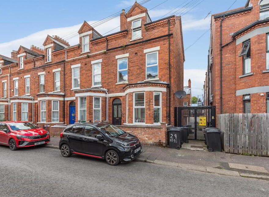 3 Rossmore Avenue, Belfast, BT7 3HB