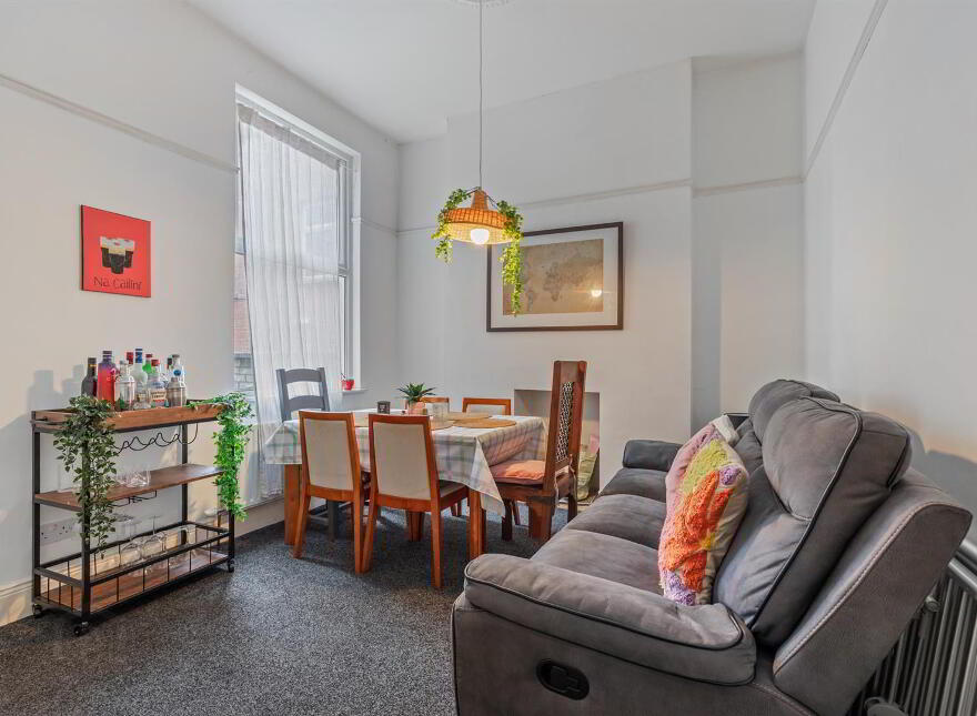 3 Rossmore Avenue, Belfast, BT7 3HB