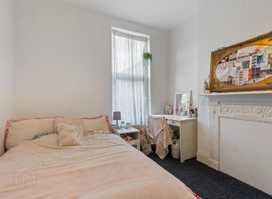 3 Rossmore Avenue, Belfast, BT7 3HB