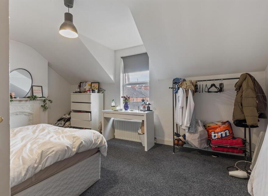 3 Rossmore Avenue, Belfast, BT7 3HB