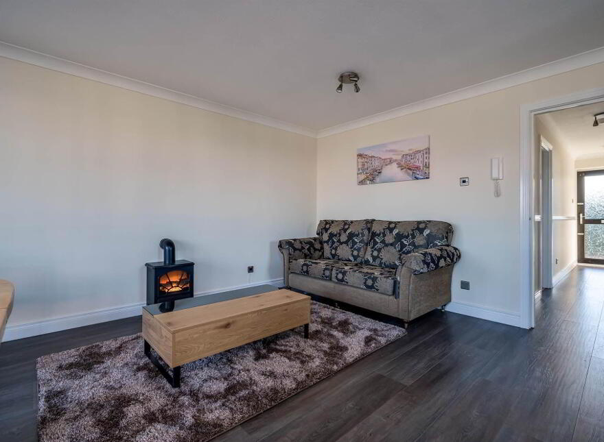 23 Balmoral Court, Belfast, BT9 7GR