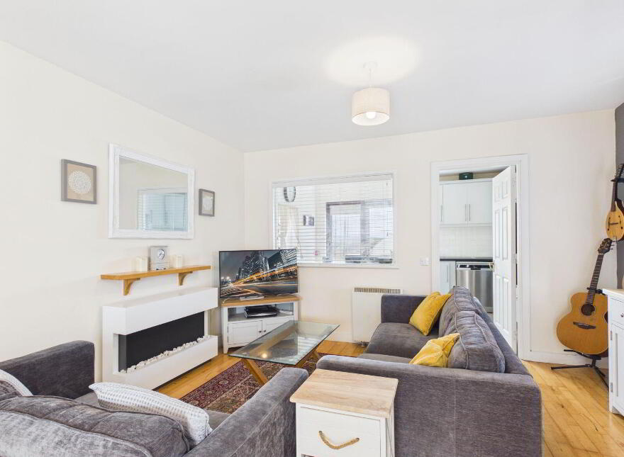 37 Carleton Village, Golf Links Road, Youghal, P36KR44