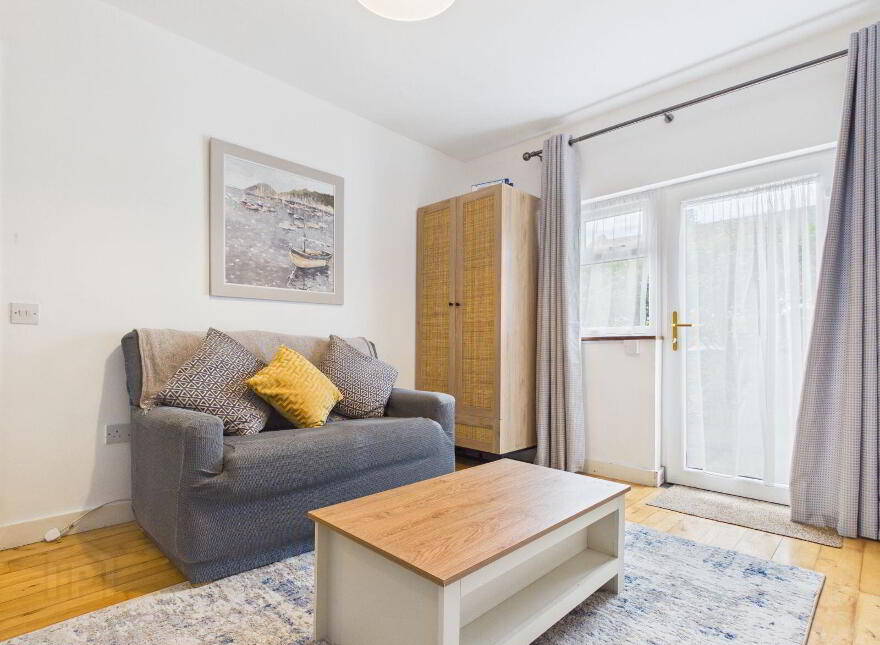 37 Carleton Village, Golf Links Road, Youghal, P36KR44