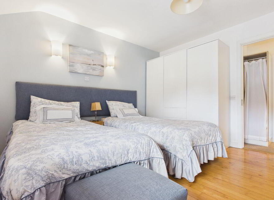 37 Carleton Village, Golf Links Road, Youghal, P36KR44