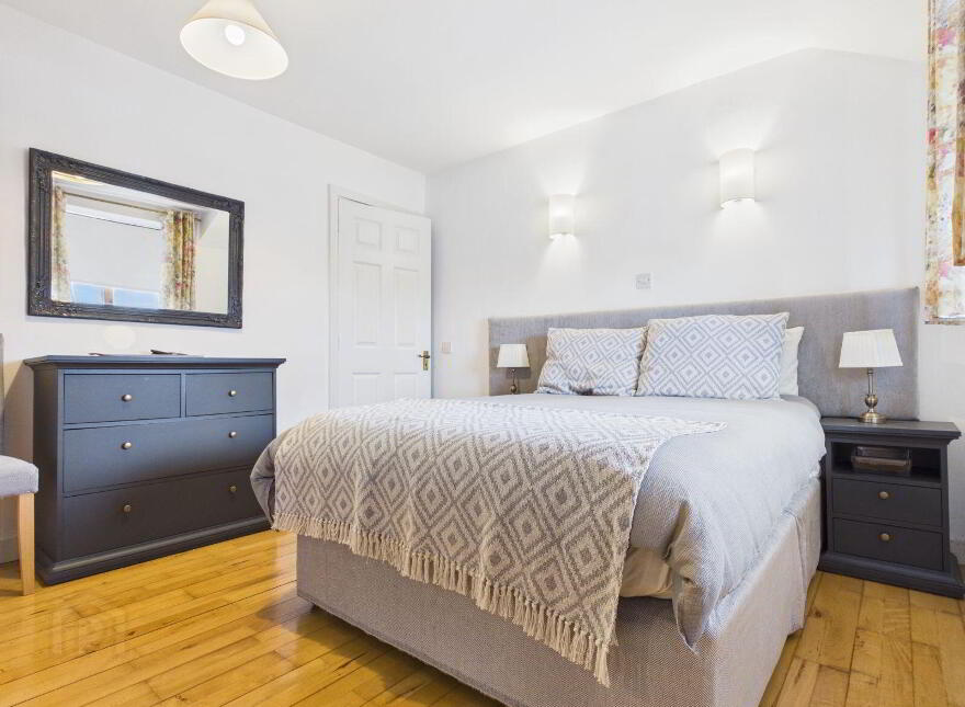 37 Carleton Village, Golf Links Road, Youghal, P36KR44