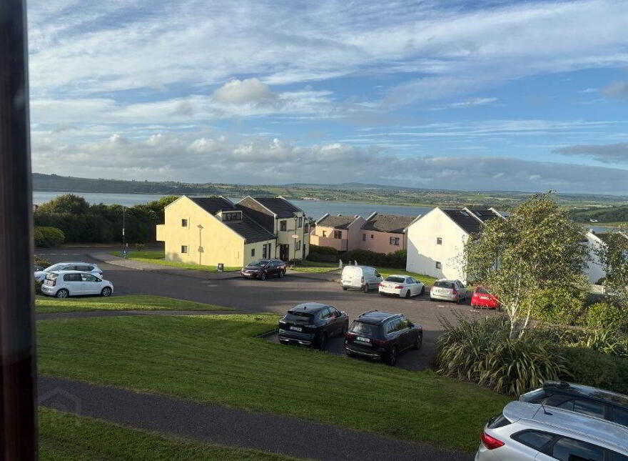 37 Carleton Village, Golf Links Road, Youghal, P36KR44