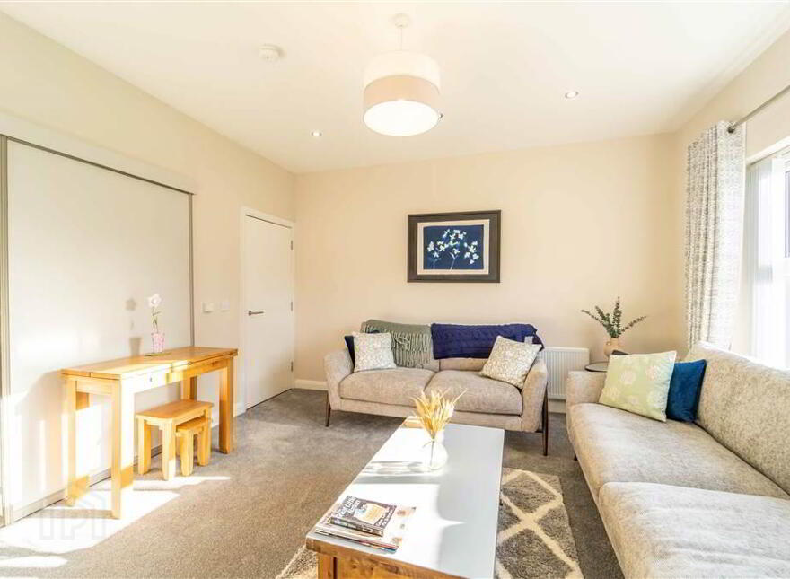 22 Tudor Park, Bangor, BT20 3HQ