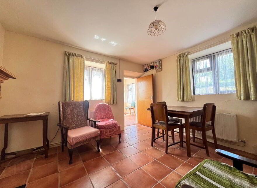 The Haven, Cahir Abbey Upper, Cahir, County Tipperary, E21K251