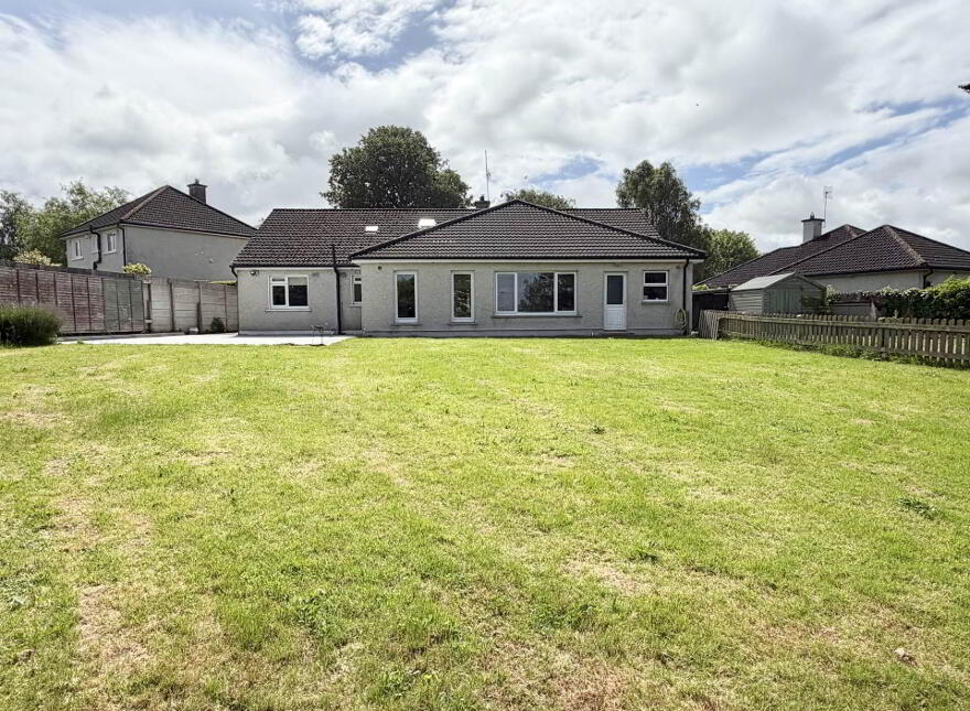 11 College Court, Cahir, County Tipperary, E21KX03