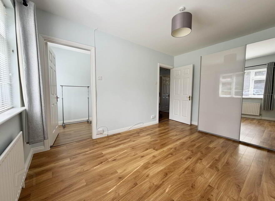 11 College Court, Cahir, County Tipperary, E21KX03