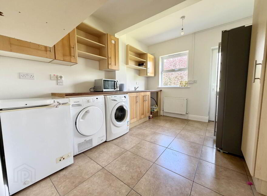 11 College Court, Cahir, County Tipperary, E21KX03