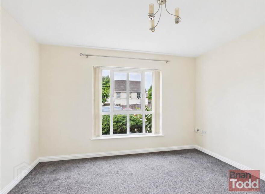 Bay Road Manor, Larne, BT40 1FG