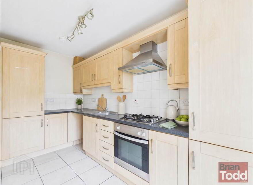 Bay Road Manor, Larne, BT40 1FG