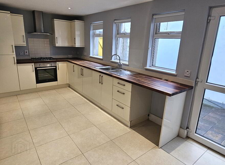 76 Rashee Road, Ballyclare, BT39 9HT